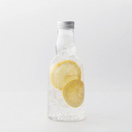 ドリンクボトル　洋酒瓶　330ml 100個　フタ付き　※沖縄・離島 送料別途